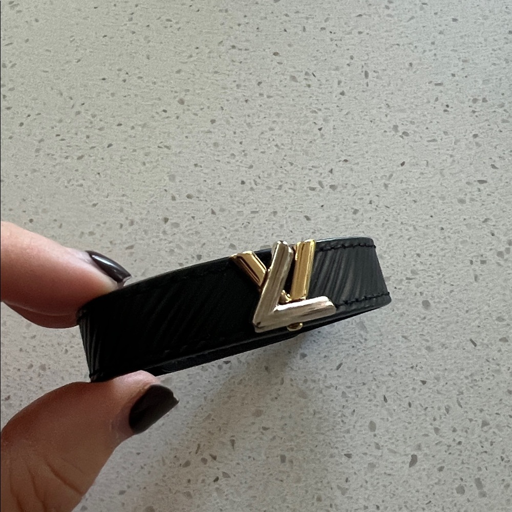 Louis Vuitton Leather LV Twist Bracelet in Black and Gold | Barely Used - Picture 2 of 6